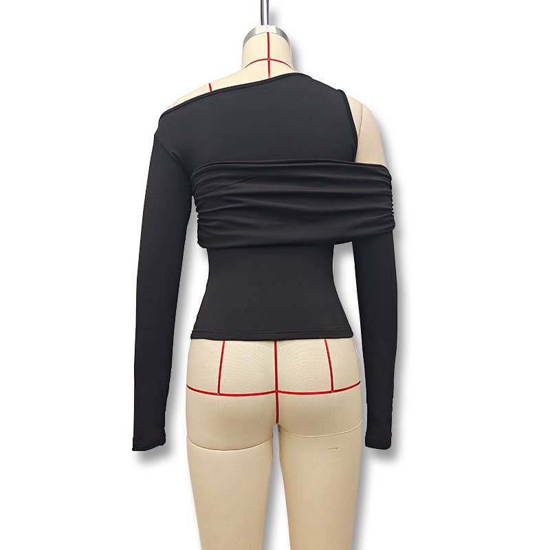 Solid color off-the-shoulder T-shirt