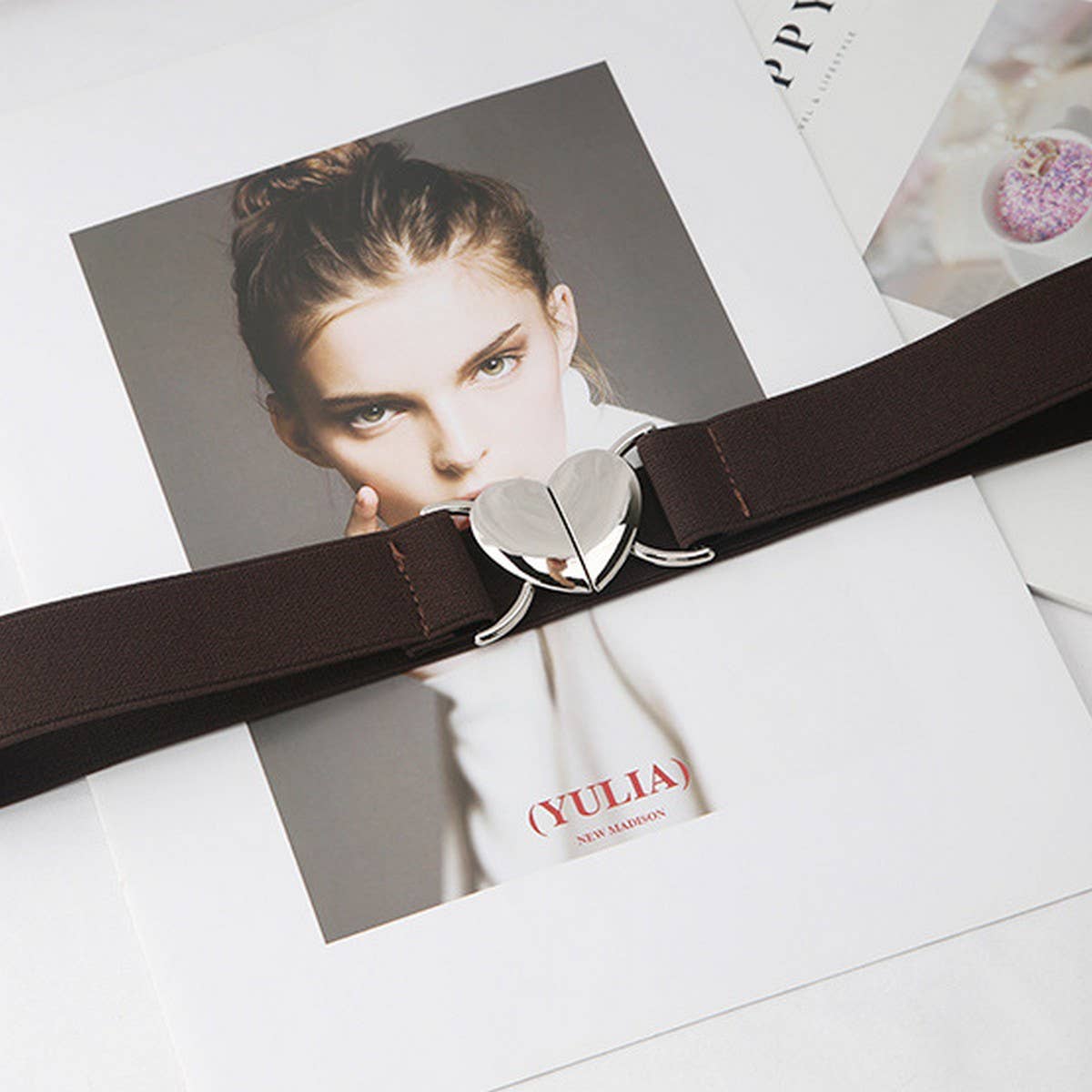 CWABE0562_LOVE BUCKLE ELASTIC BELT