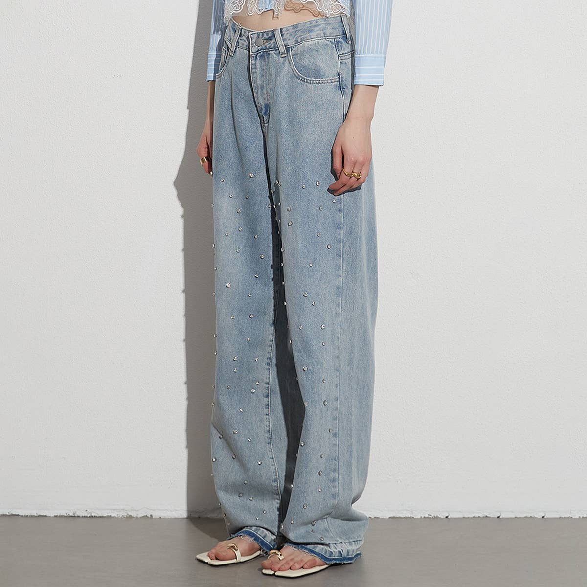 HIGH WAISTED STUDDED PEARL STRAIGHT LEG JEANS