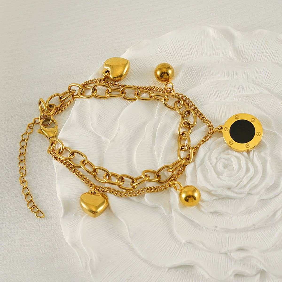 CWAJE1949_Gold Double Chain Love Circle Bracelet