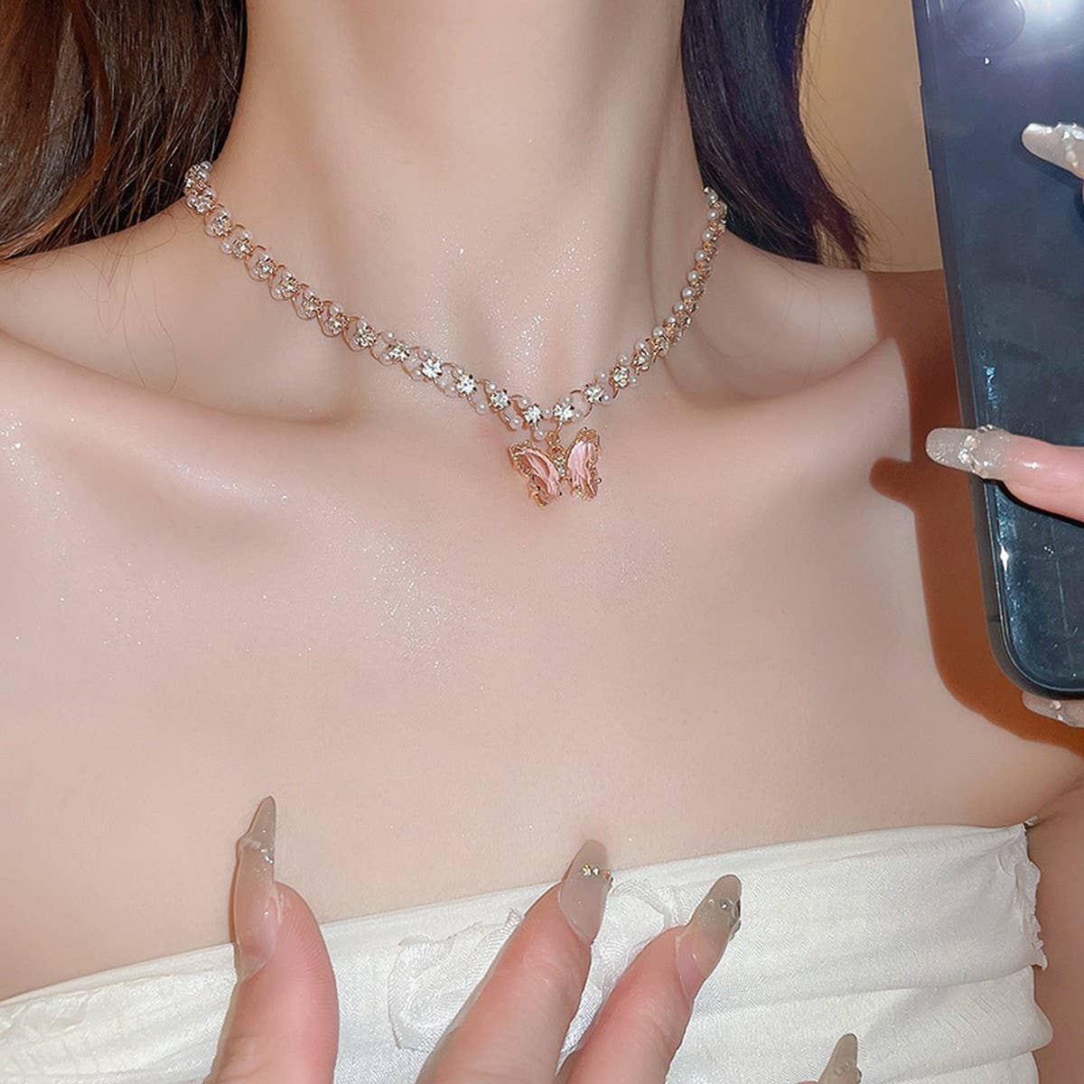 BUTTERFLY LIGHT LUXURY NECKLACE_CWAJE2060