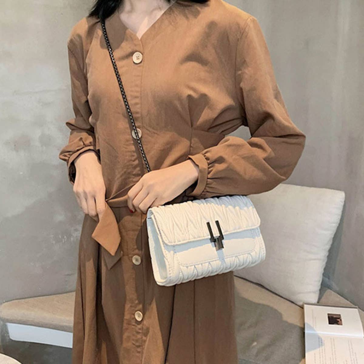 PLEATED CHAIN BAG ONE SHOULDER CROSSBODY BAG_CUAB0164