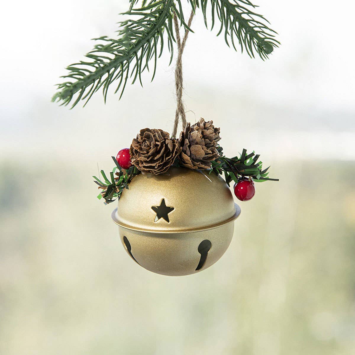 CWMM10373_CHRISTMAS GOLD RED BELL  NORDIC TREE DECOR