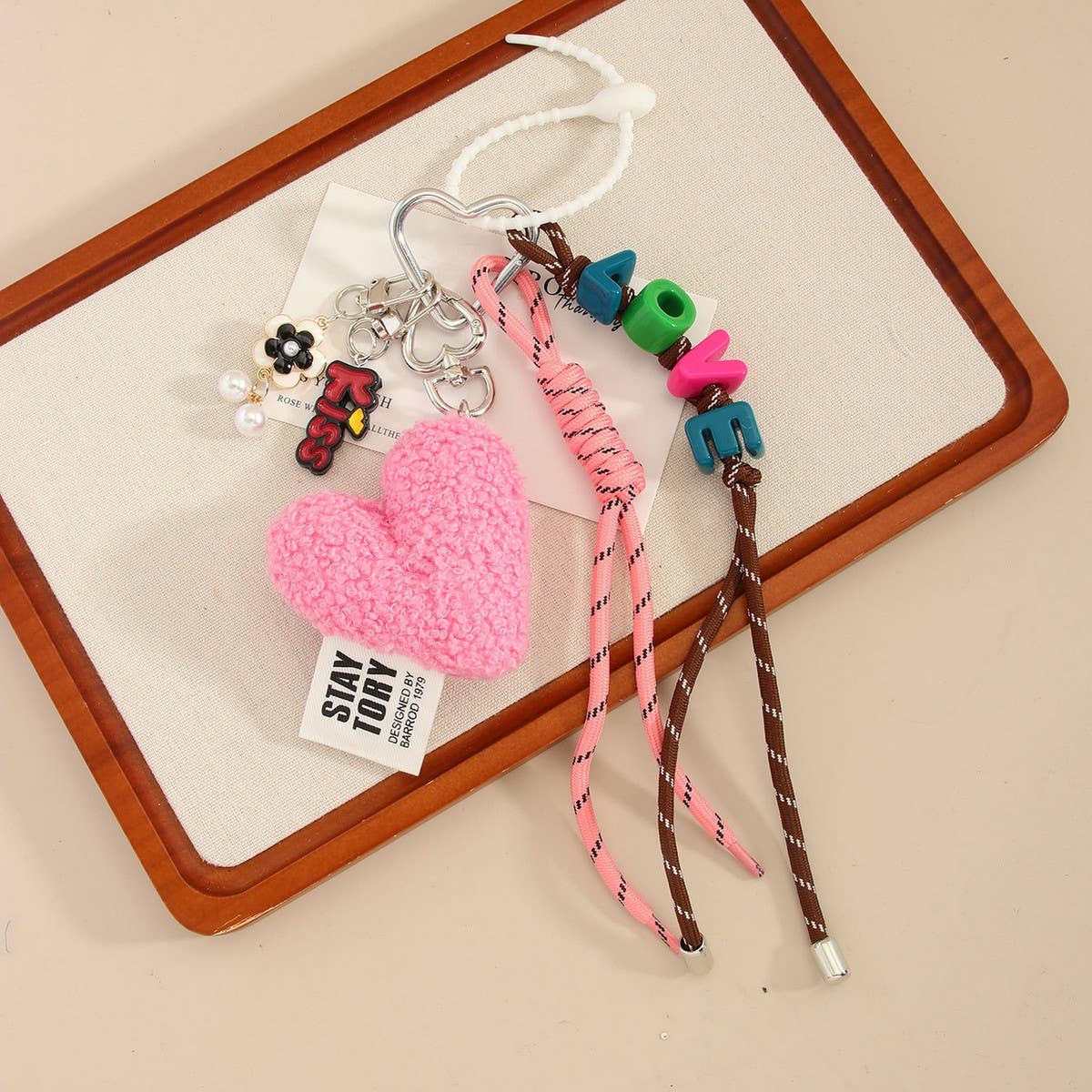 Plush Heart LOVE Bag Charm ??Fashion & Chic_CWMM7560