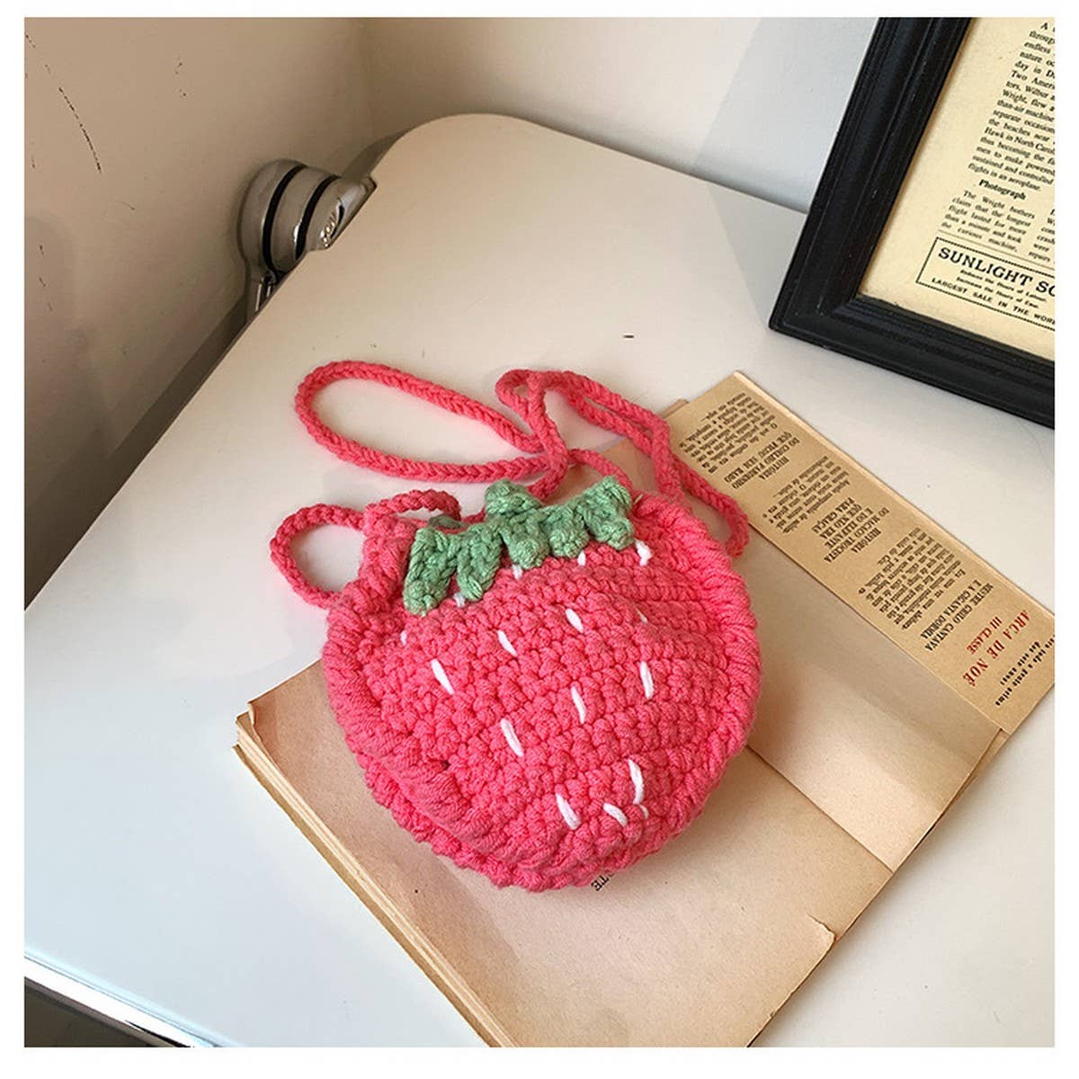 CUTE CASUAL MINI STRAWBERRY CROSSBODY BAG_CWAB2402