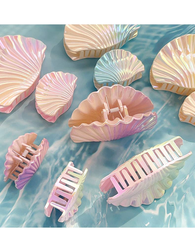 Gradient ocean shell vacation style hair clip