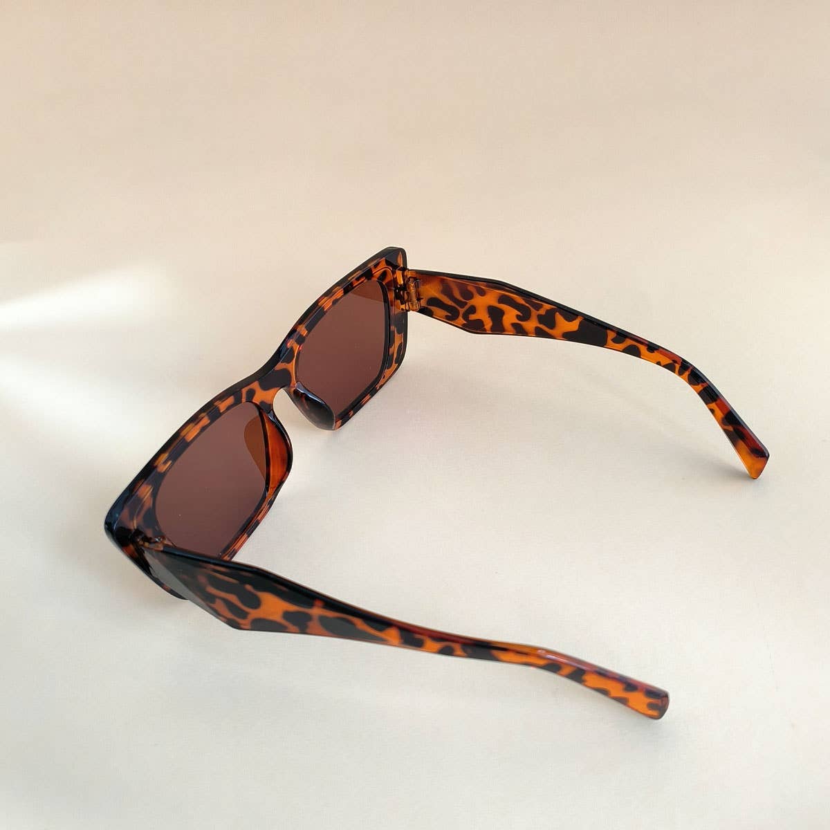 EUROPEAN AND AMERICAN SQUARE SUNGLASSES_CWASG0117