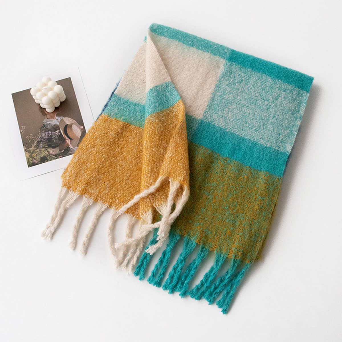 AUTUMN AND WINTER FLUFFY PLAID SCARF_CWASC1006