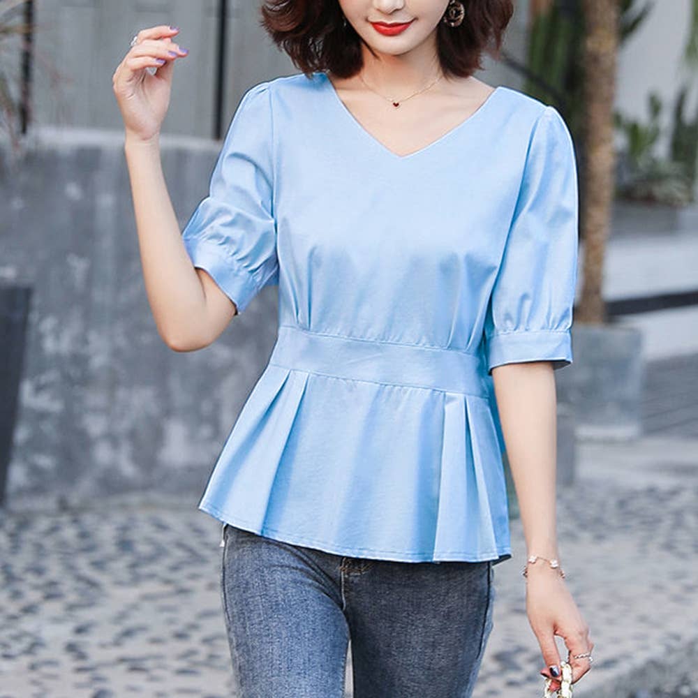 Slim short-sleeved T-shirt with tight waist V-neck