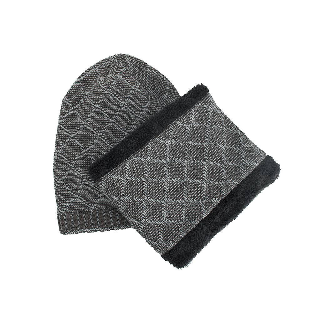 VELVET SUIT DIAMOND BIB PULLOVER HAT KNIT HAT