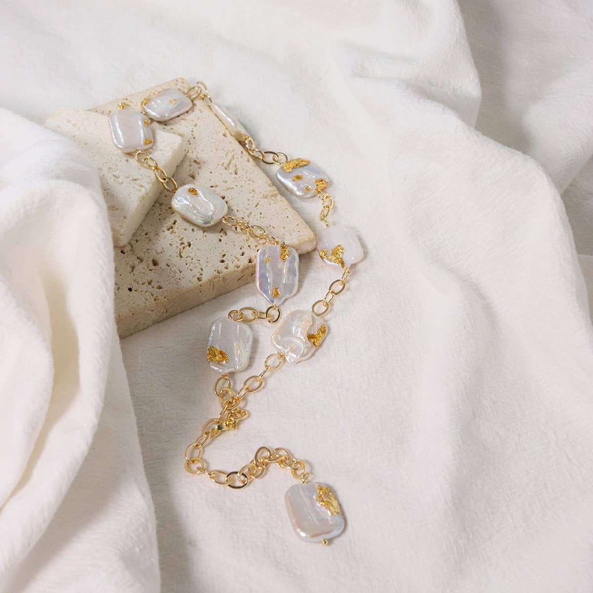 SIMPLE AND STYLISH ALL-MATCH PEARL NECKLACE