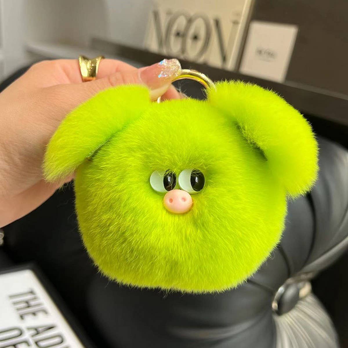 CUTE PIG PLUSH CAR KEYCHAIN BAG ACCESSORIES