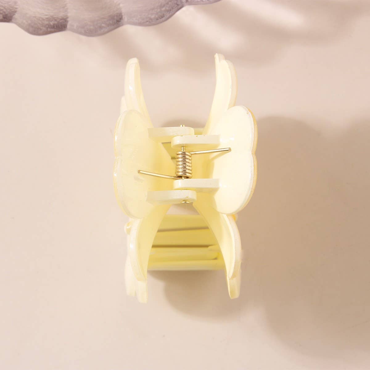 Sweet Flower Updo Heart Petal Hair Claw Clip