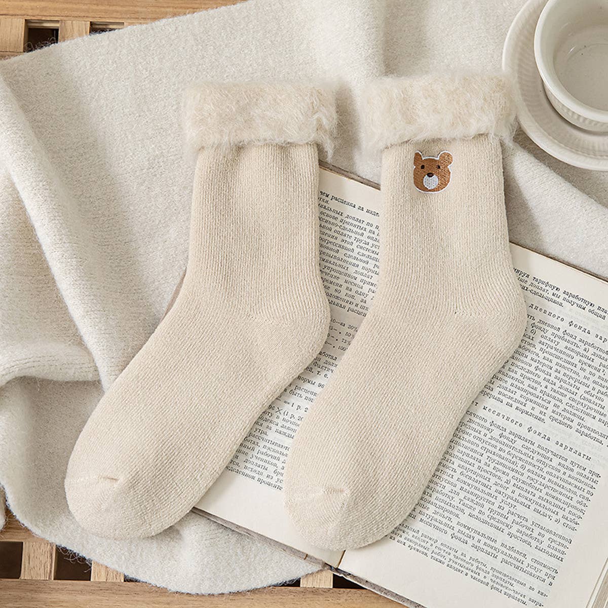 2024 NEW EMBROIDERED WARM THICK SOCKS_CWMS0890