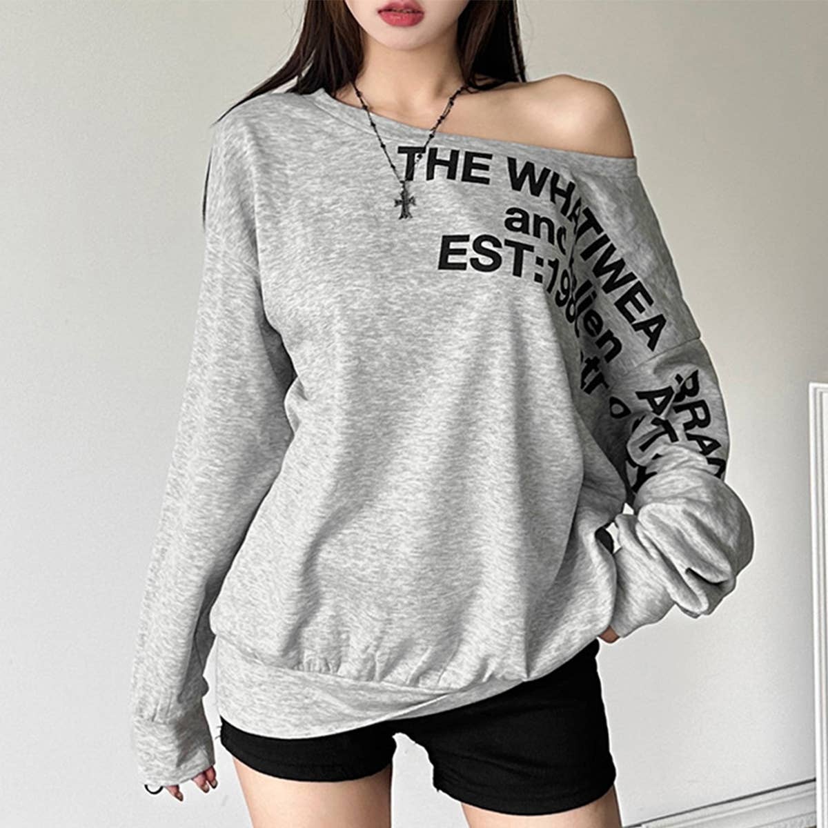 SLANT SHOULDER LETTER-PRINT LOOSE PULLOVER HOODIE