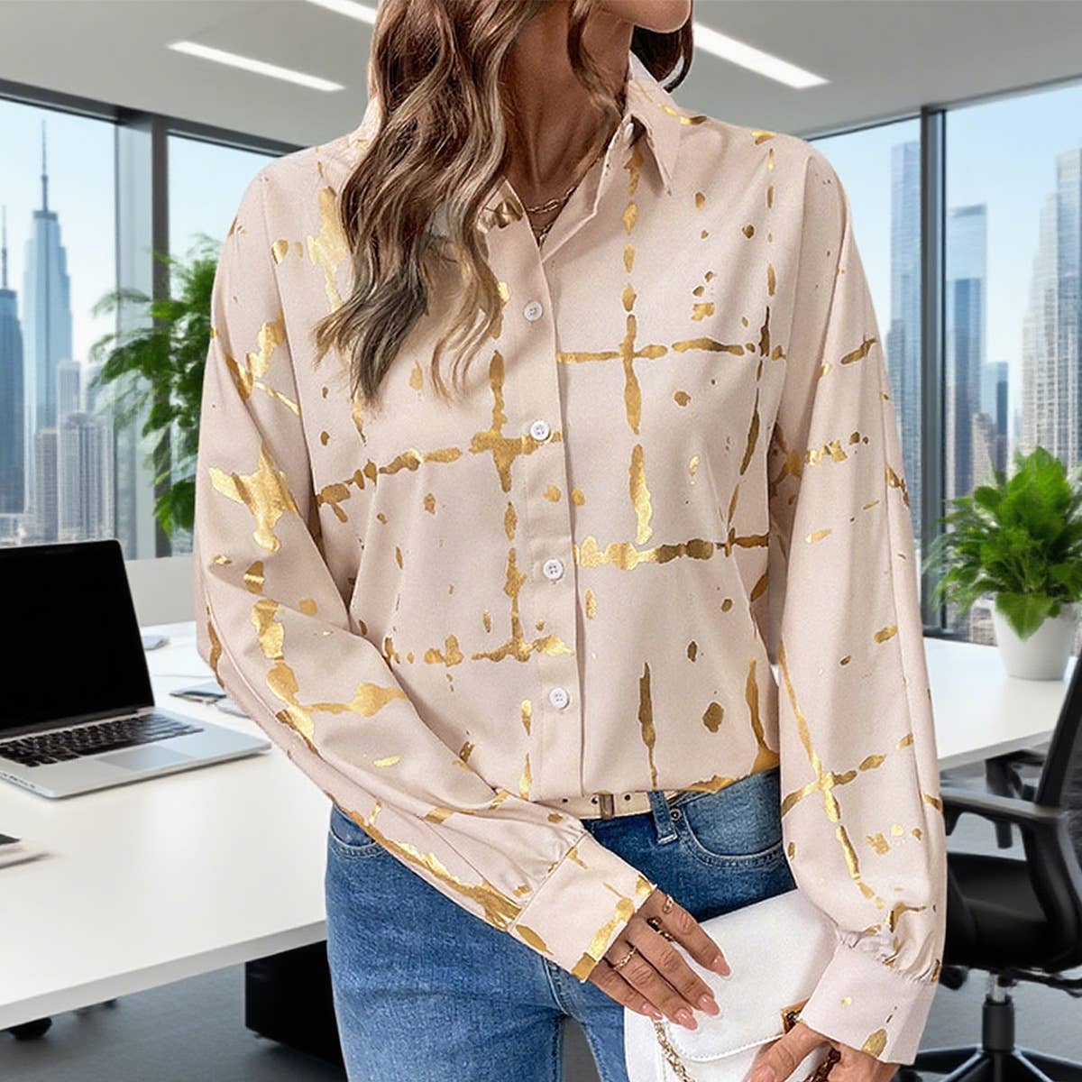 Lapel gold-embossed printed shirt