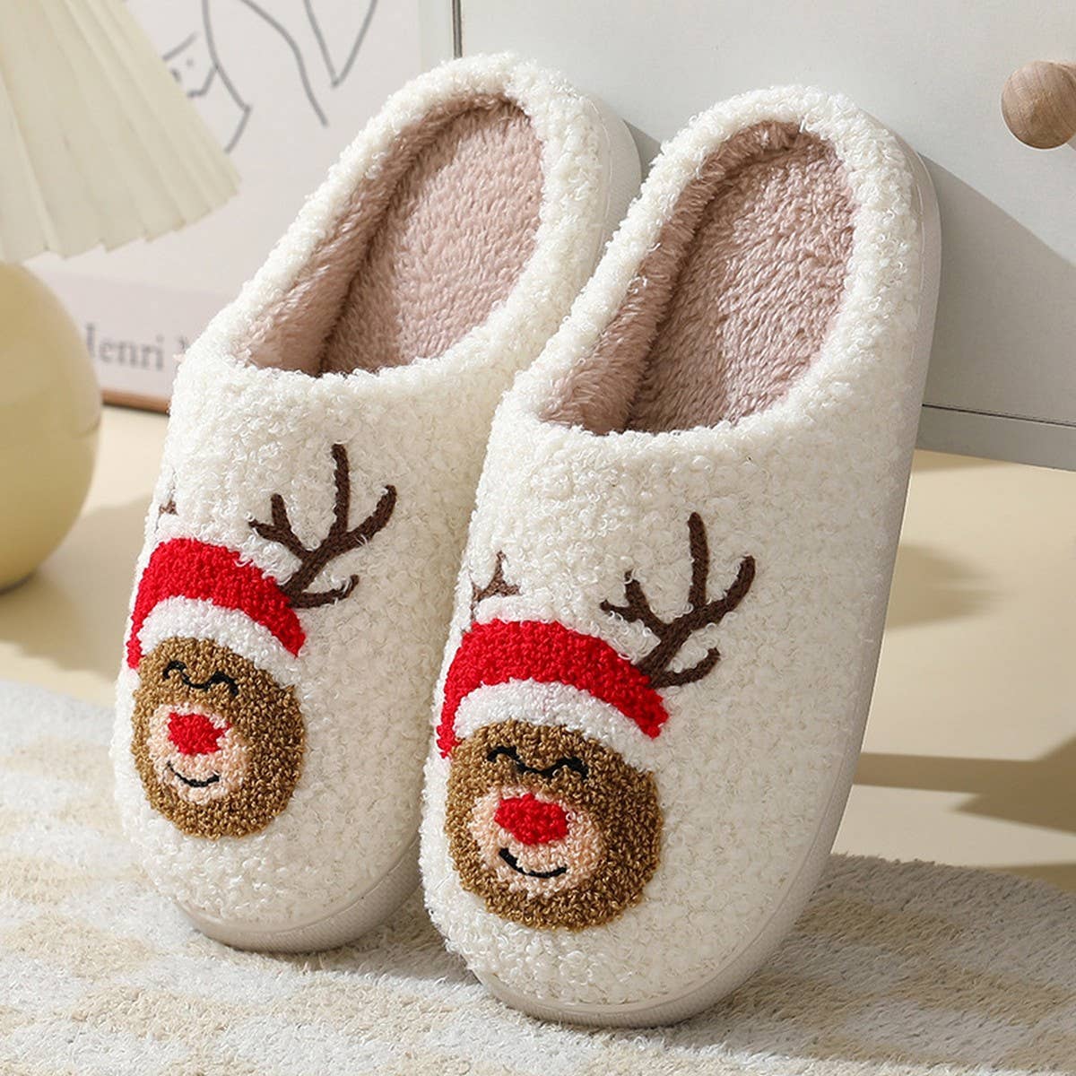 DEER PATTERNED CHRISTMA SANTA CLAUS INDOOR SLIPPER