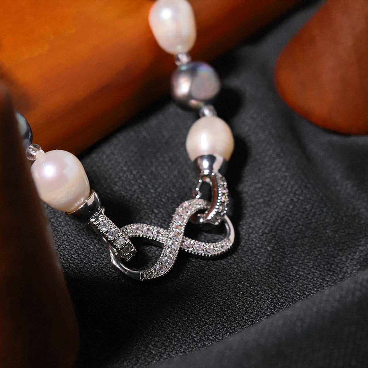 LUXURY RETRO NATURAL FRESHWATER PEARL NECKLACE