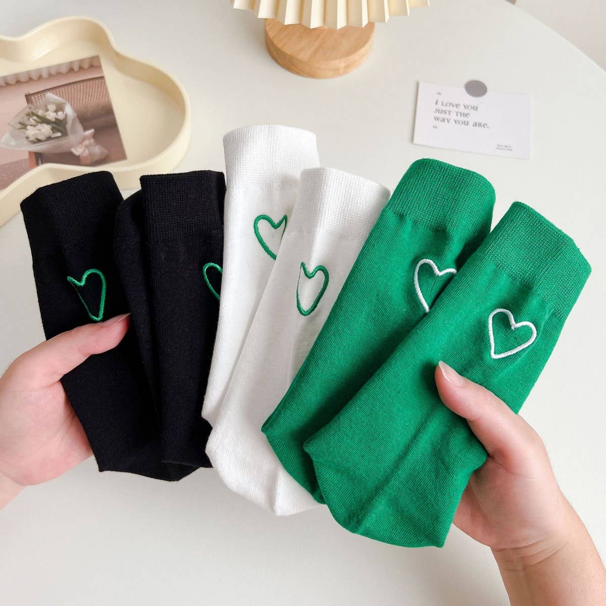 NEW COTTON ALL-MATCH EMBROIDERED LOVE HEART SOCKS