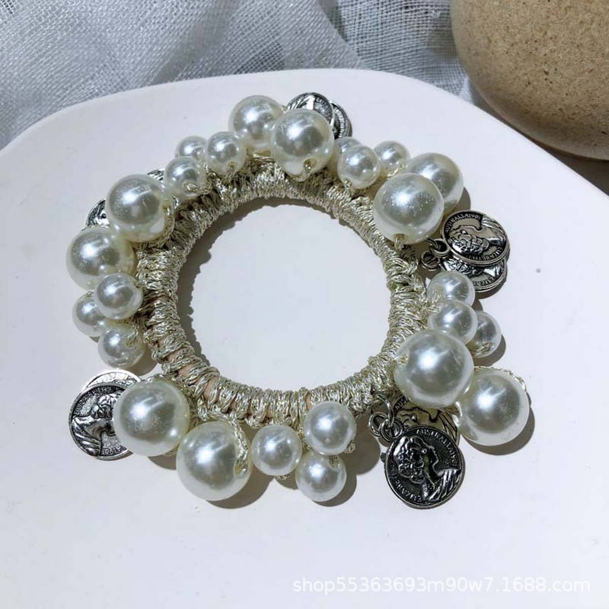 Beaded Hair Tie with Metal Pendant Pearl Band_CWAHA6876