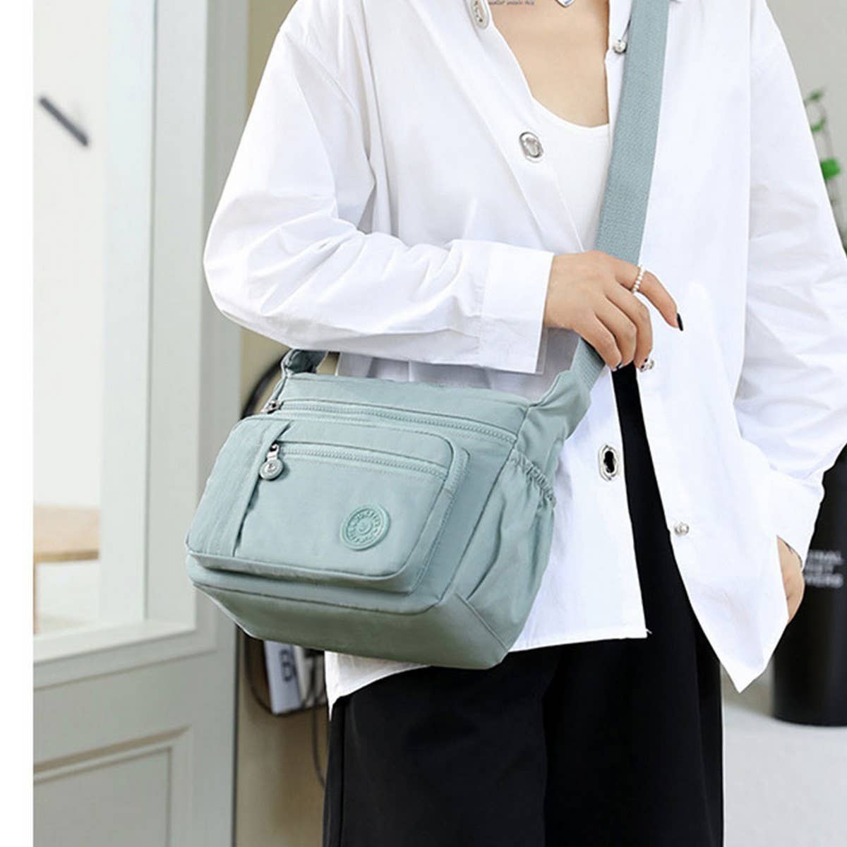 SIMPLE FASHIONABLE NYLON CROSSBODY SHOULDER BAG_CWASC1734