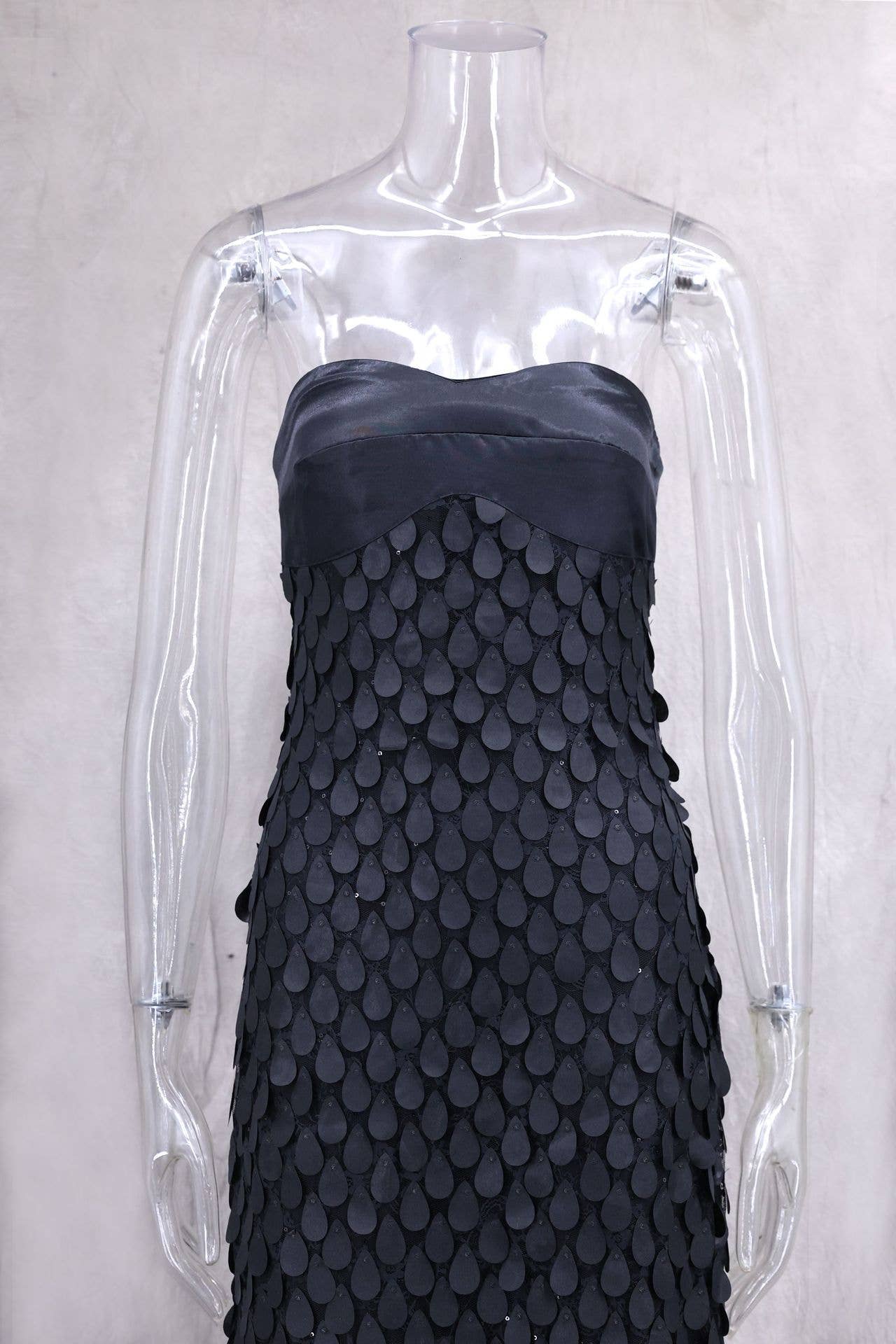 Strapless textured lace sequin backless dress