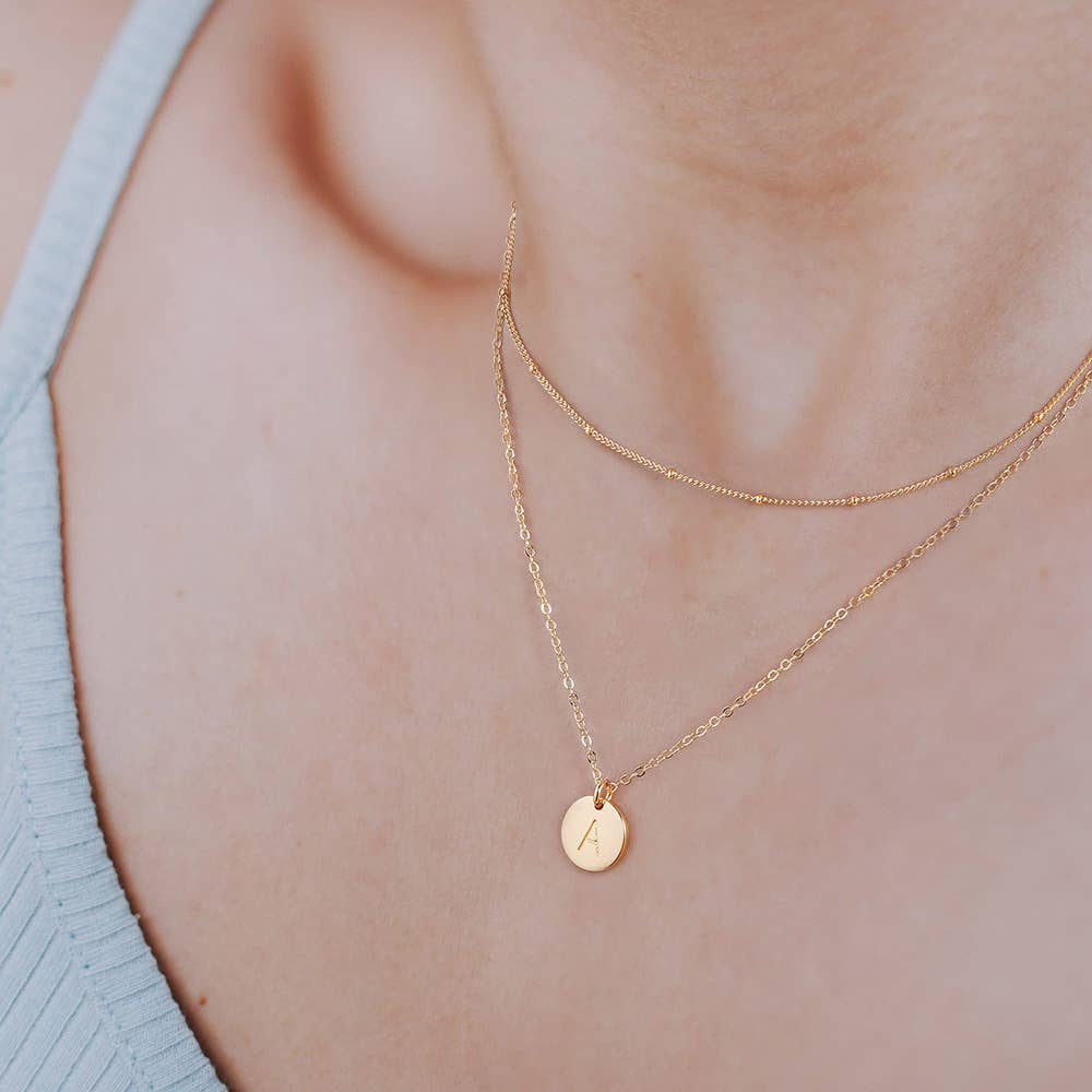 Circular 26-letter light luxury collarbone chain