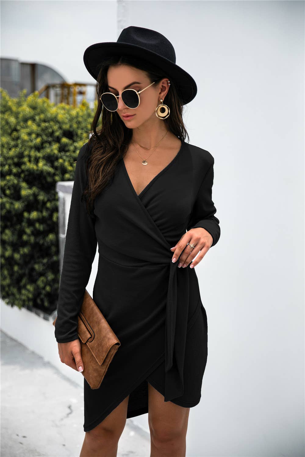 V-neck long-sleeved solid color irregular dress
