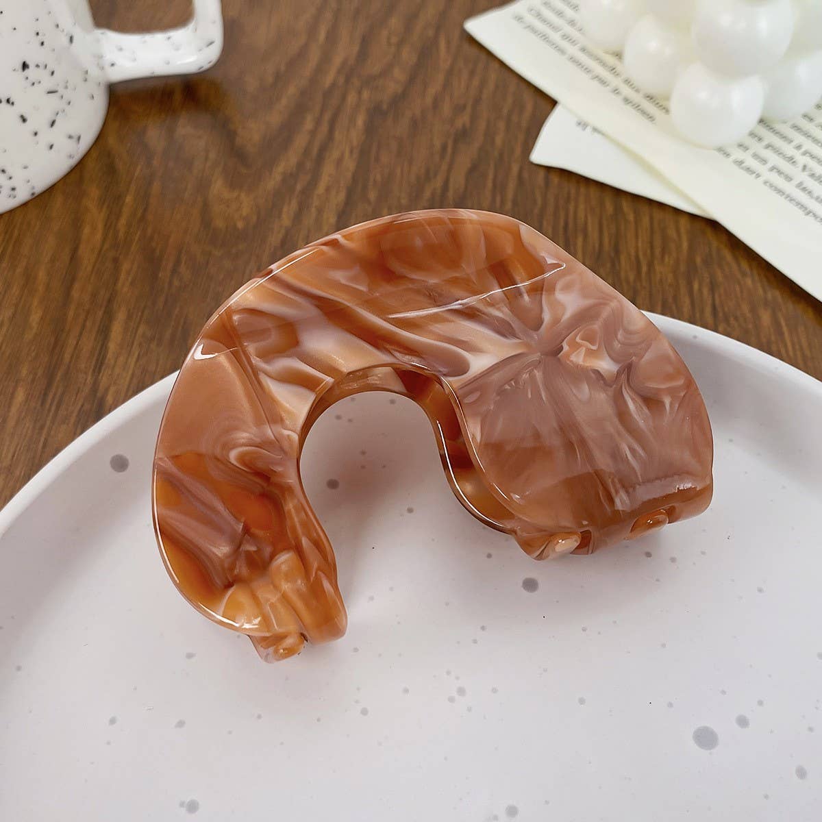 Elegant Acetate Hair Claw, Back Bun Shark Clip_CWAHA1594