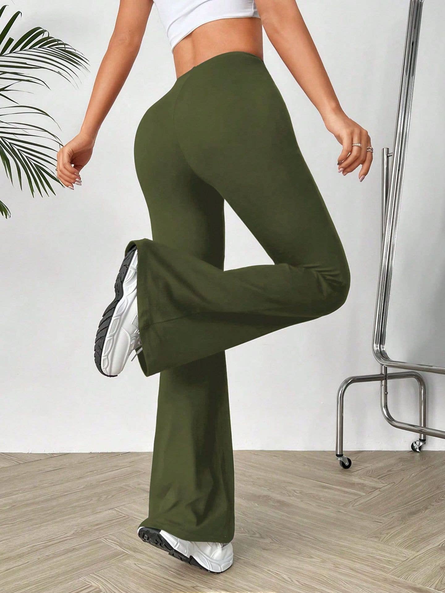 V-shaped waist slimming slightly flared trousers