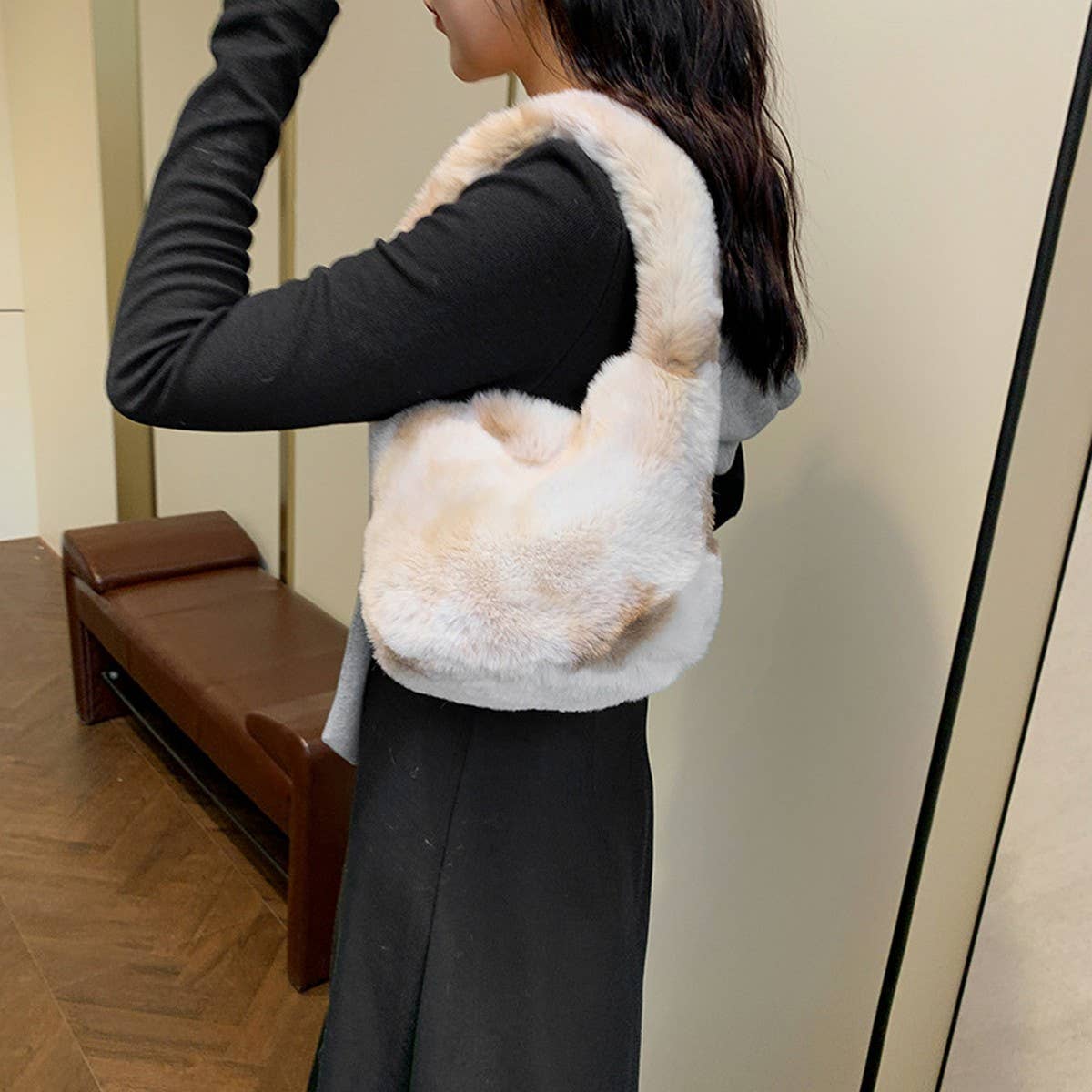 WINTER SINGLE SHOULDER PORTABLE BUCKET PLUSH BAG_CWAB4016