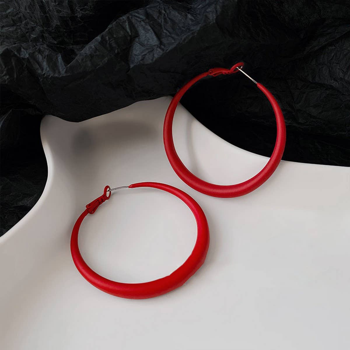 RED GEOMETRIC EARRINGS, MINIMALIST EARRINGS_CWAJE2066