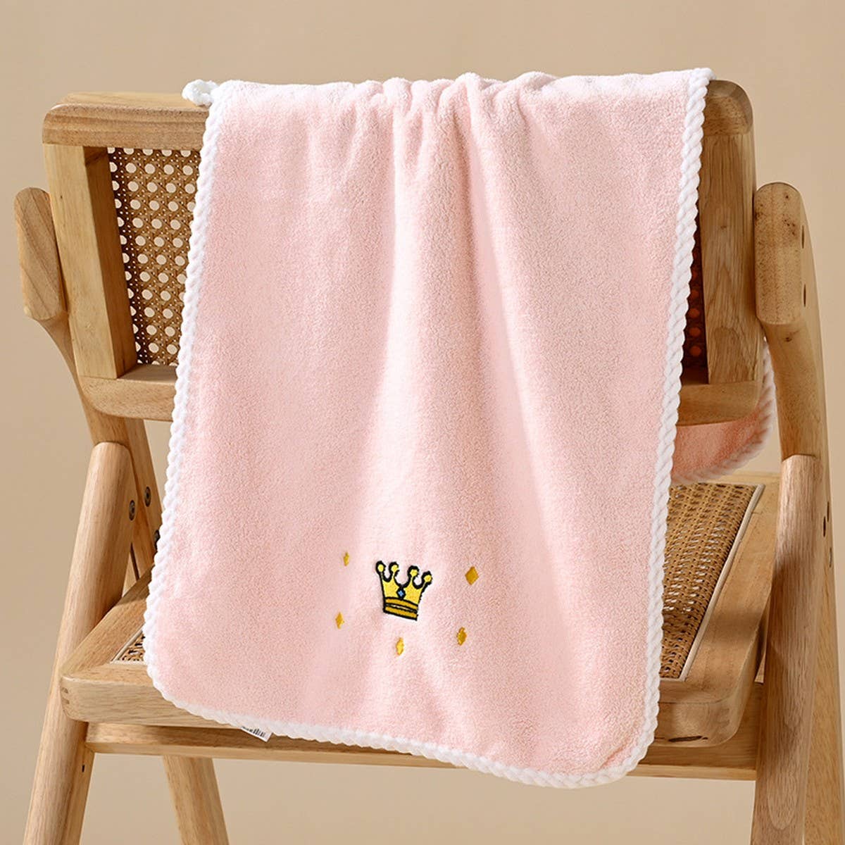 EMBROIDERED THICK CORAL FLEECE BATH TOWEL SET