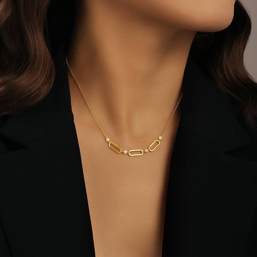 Fashionable simple electroplated pearl necklace