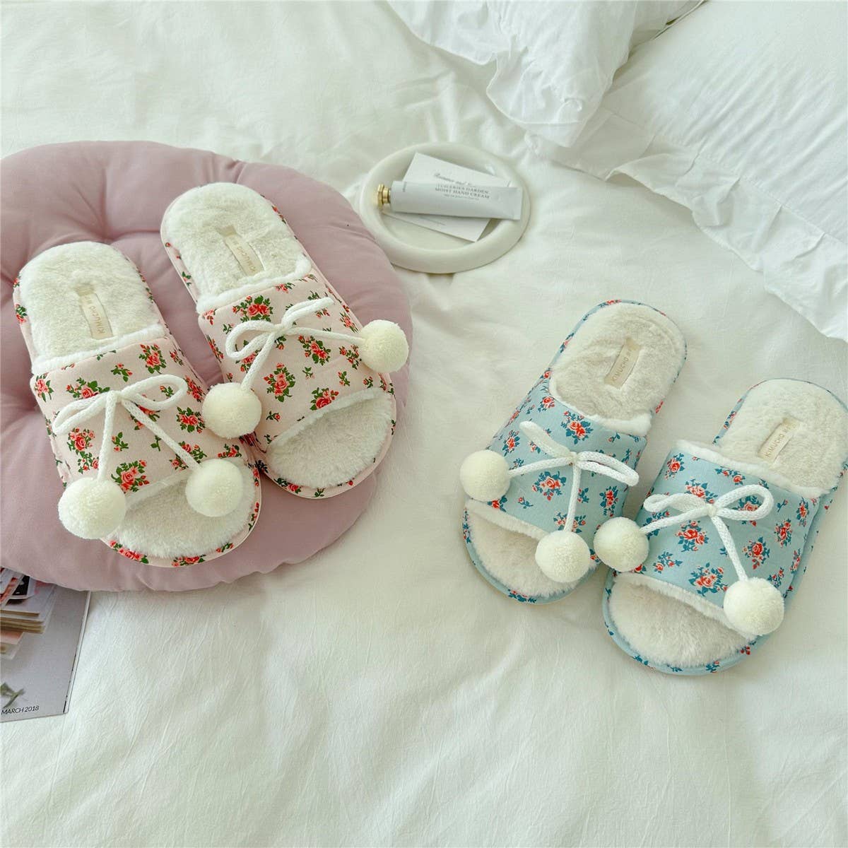 WOMEN'S WINTER FUR BALL STYLE OPEN TOE SLIPPERS