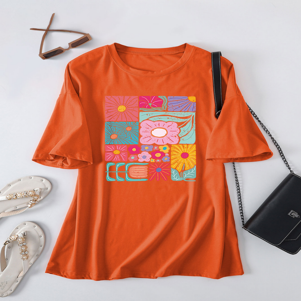 Women??¢s Loose Fit Tee with Colorful Flowers_CWTTS1466