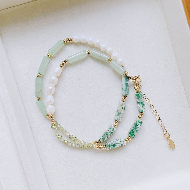 Natural stone hand-beaded Baroque pearl necklace