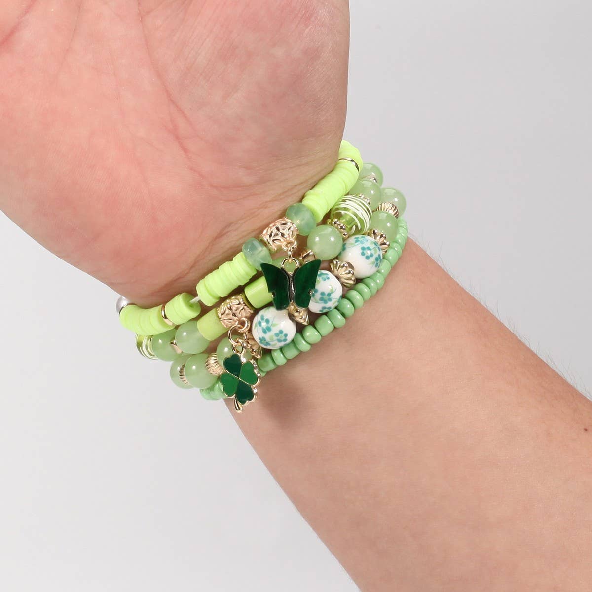 CWAJE05682_ST PATRICK CLOVER GREEN LUCKY CHARM BRACELET SET