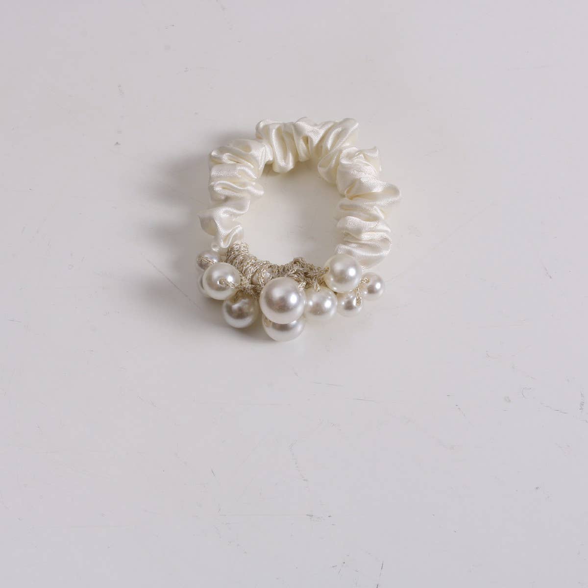 Elegant Pearl Scrunchie Simple Cute New Hair Tie