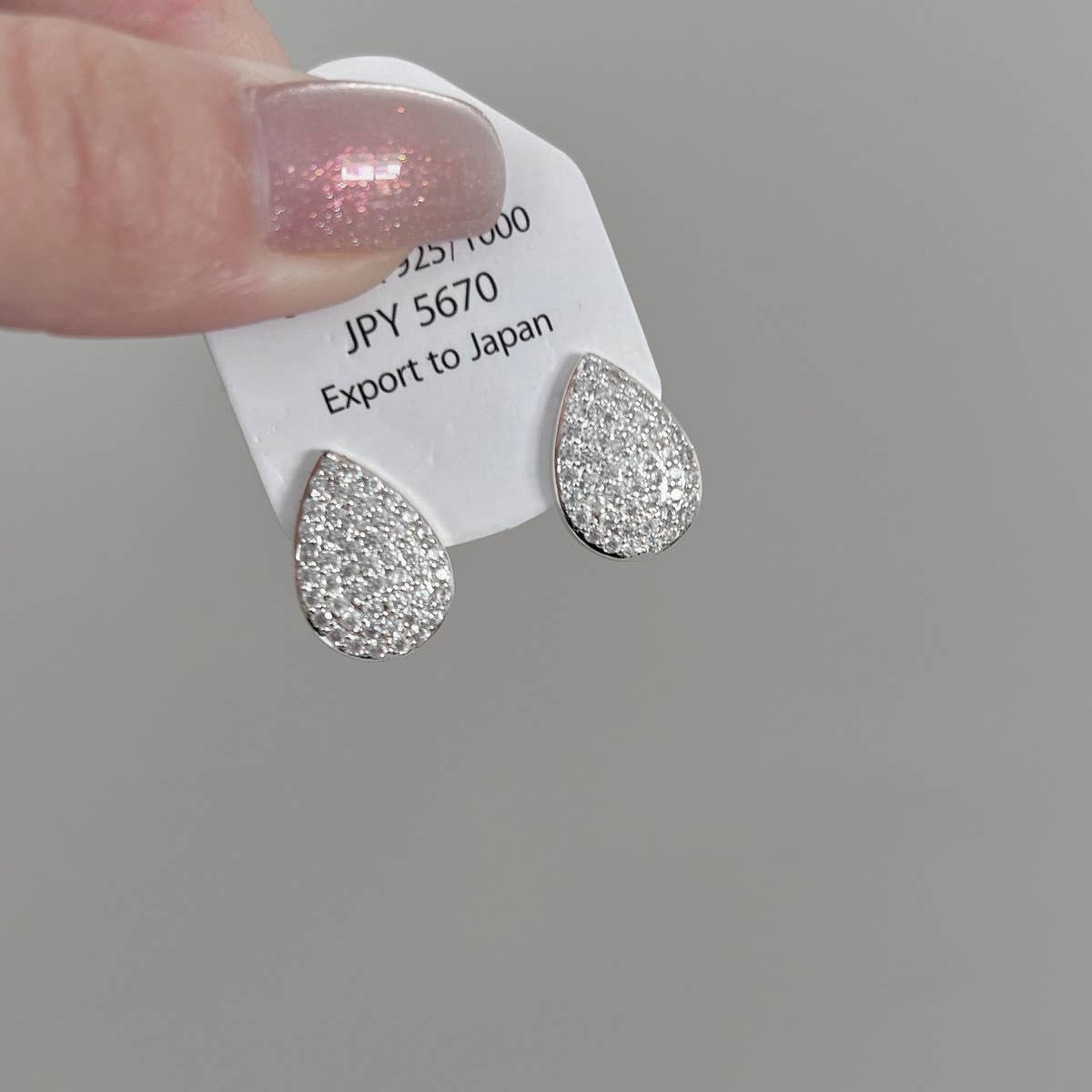 ADVANCED ZIRCON RAINDROP EARRINGS_CWAJE1347