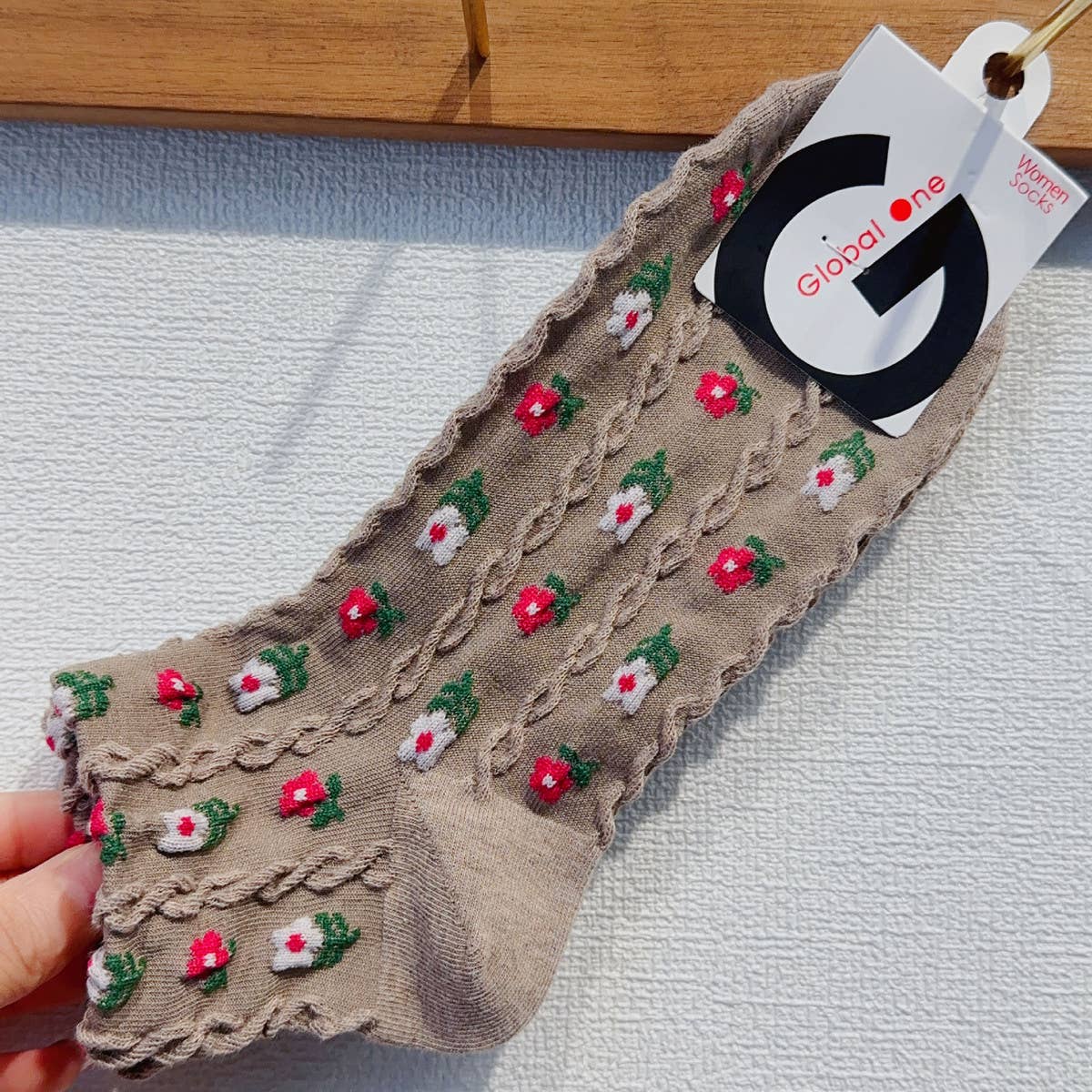 COMFORTABLE VERTICAL STRIPED COTTON SOCKS