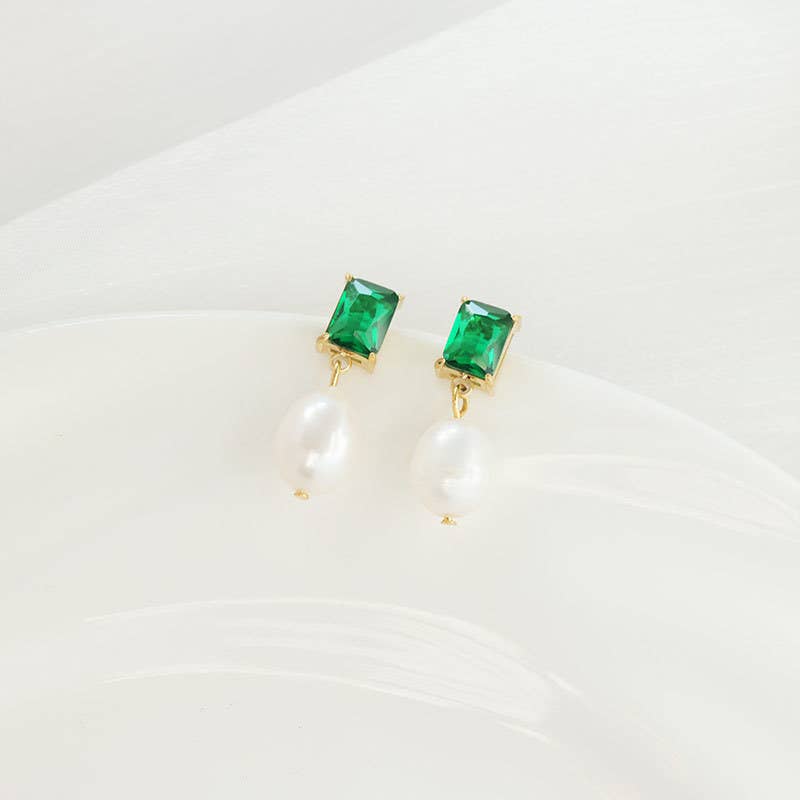 Popular stainless steel pearl zircon earrings