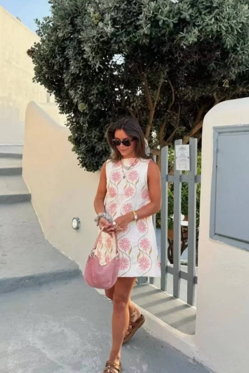 CWDSD6614_PINK ROUND NECK FLORAL SLEEVELESS DRESS