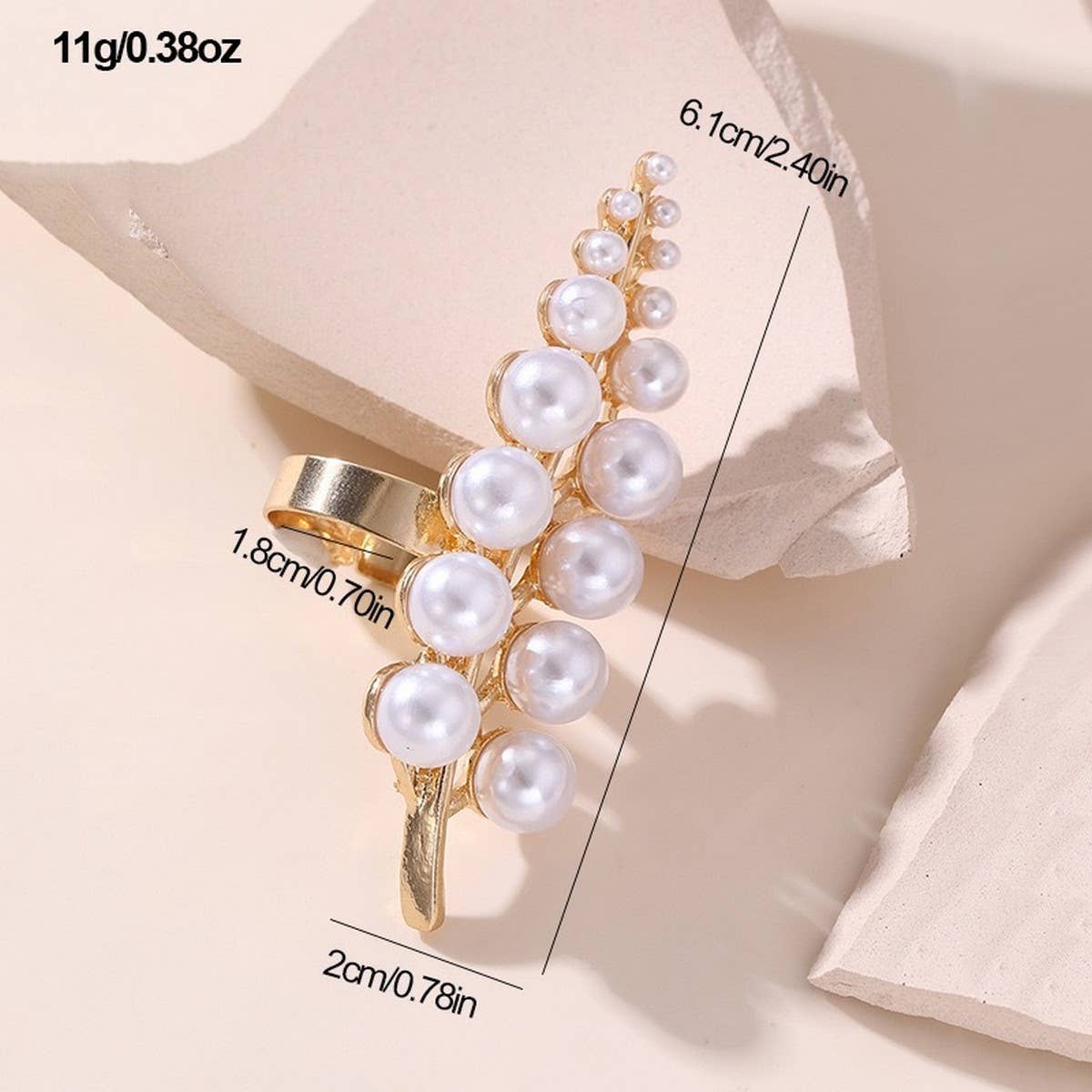 IRREGULAR HOLLOW WINDING IMITATION PEARL RING