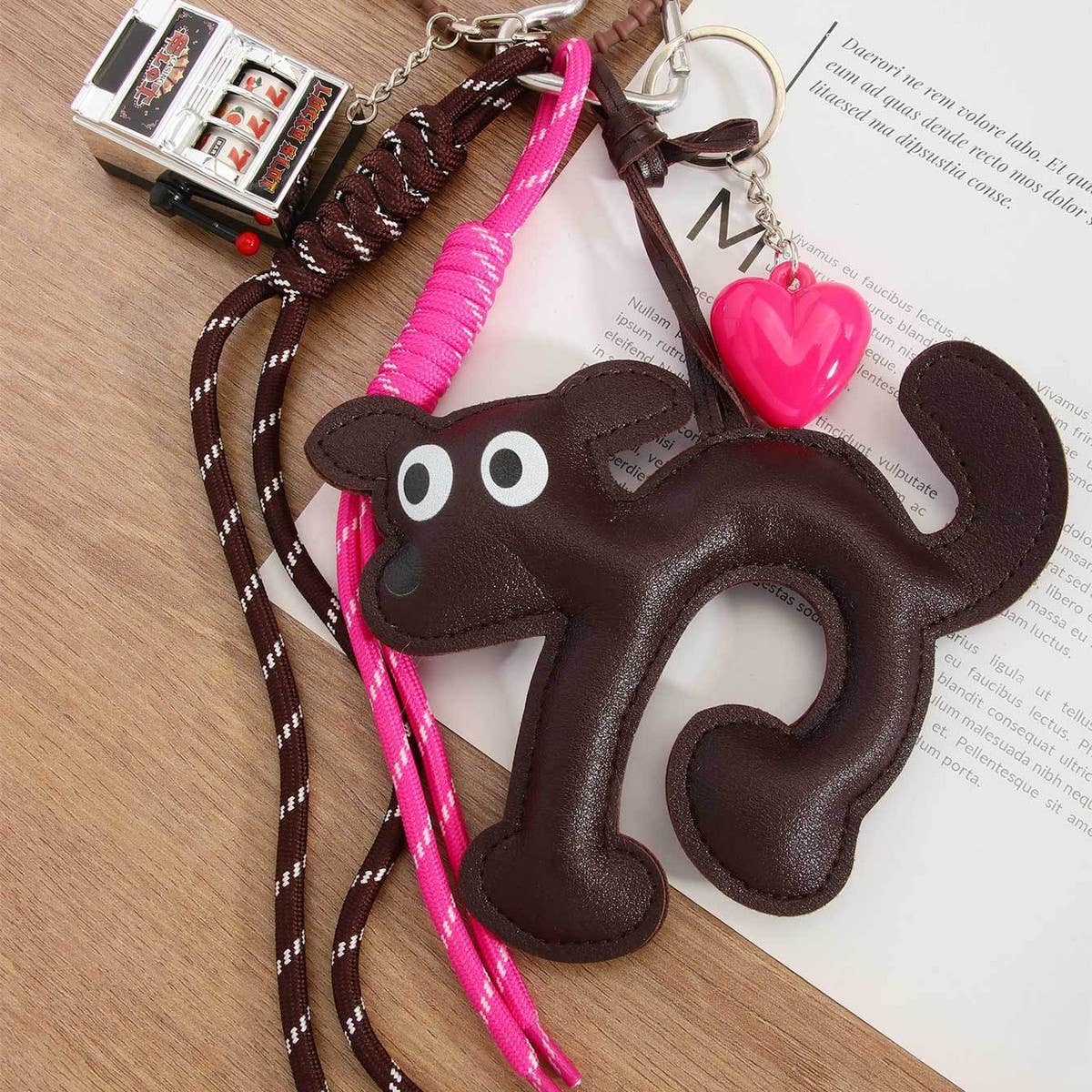 Retro PU Cat Keychain with Heart & Fruit Toy_CWMM7832