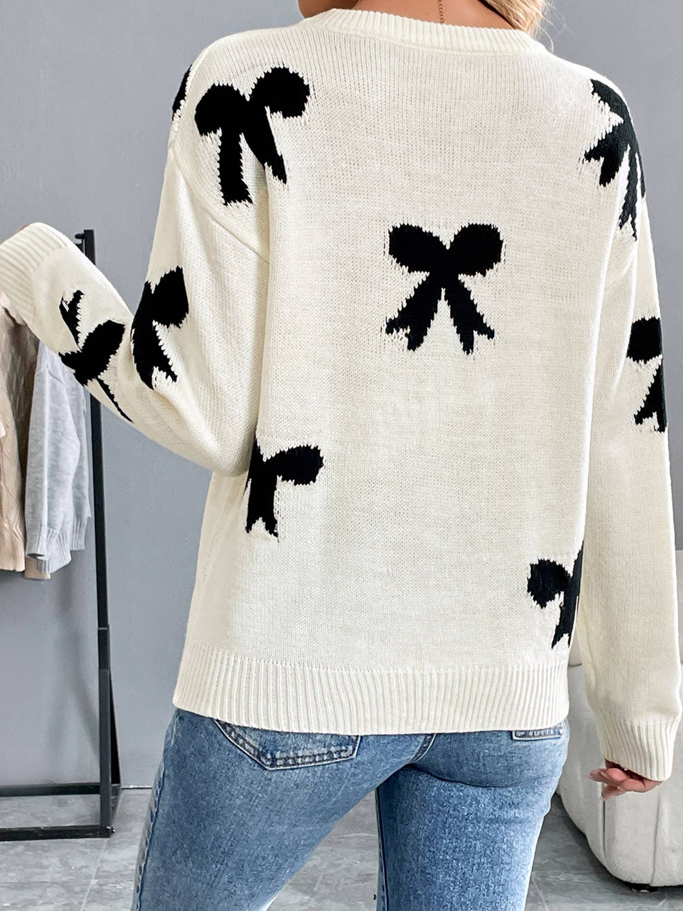 JACQUARD PULLOVER SWEATER WITH BOW BOW