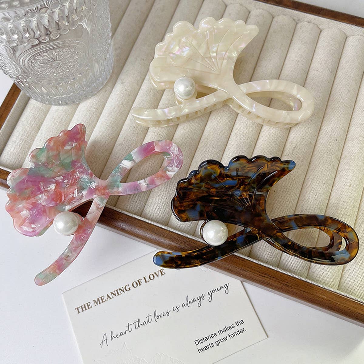 Ginkgo Leaf Pearl Hair Claw, Elegant French Clip_CWAHA1347