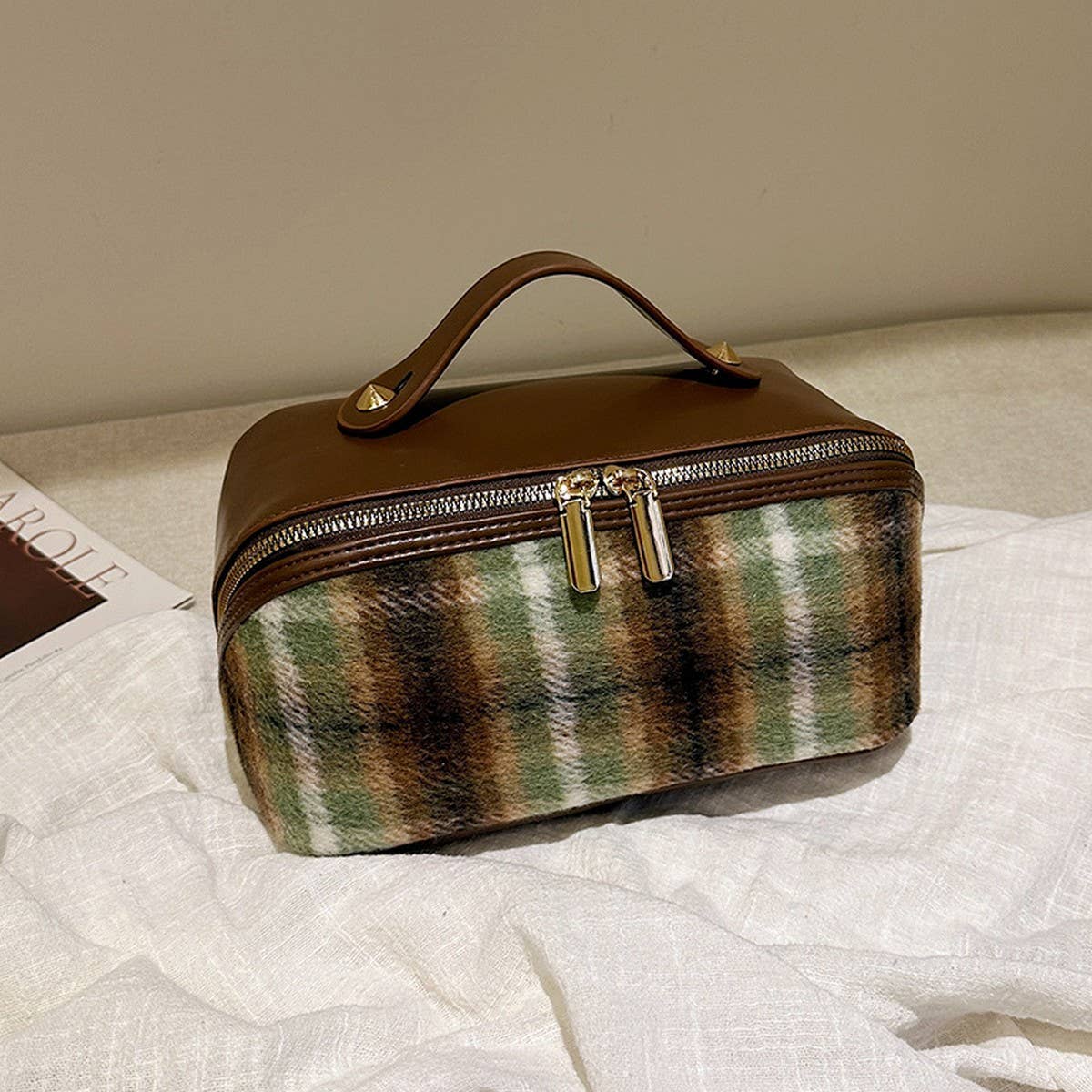 NEW RETRO PLAID HAND-HELD FLAT PU COSMETIC BAG_CWAB4386