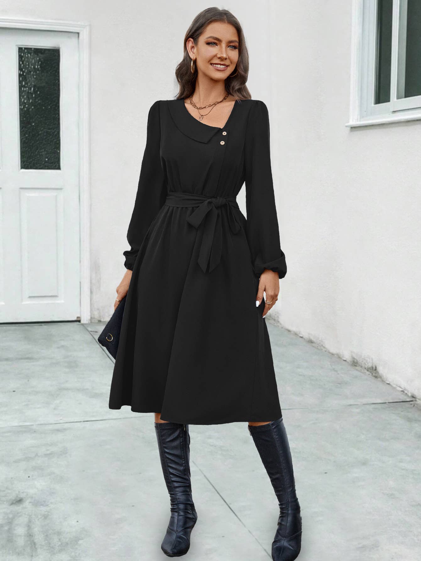 LONG-SLEEVED DRESS WITH IRREGULAR COLLAR