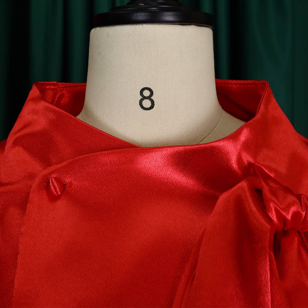 FASHIONABLE DRESS WITH PUFF SLEEVES AND WAIST